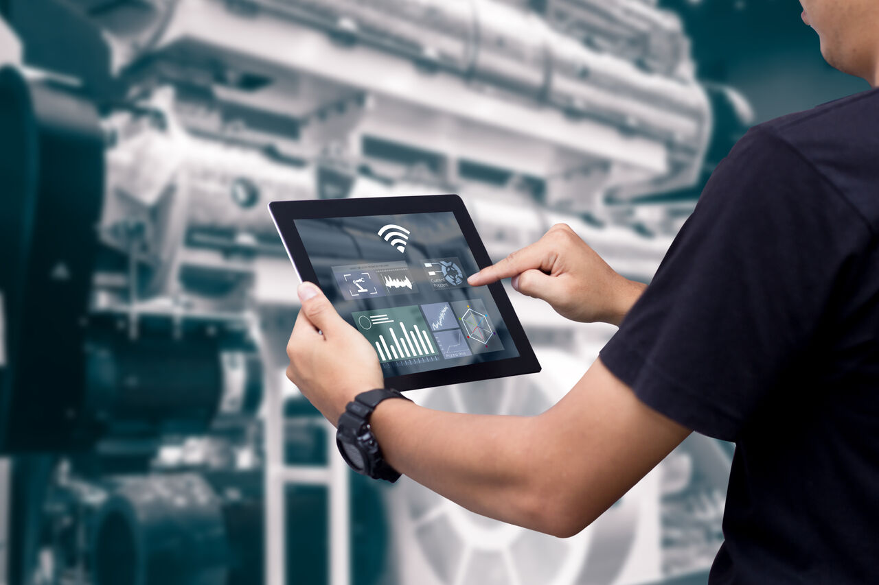 Man using a tablet